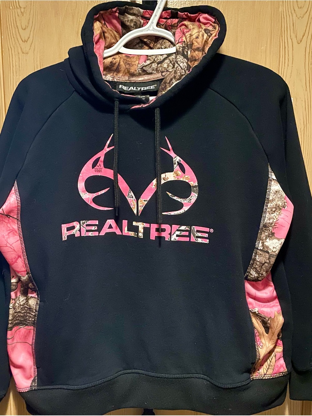 Realtree Camo & Pink Logo Pullover Hoodie